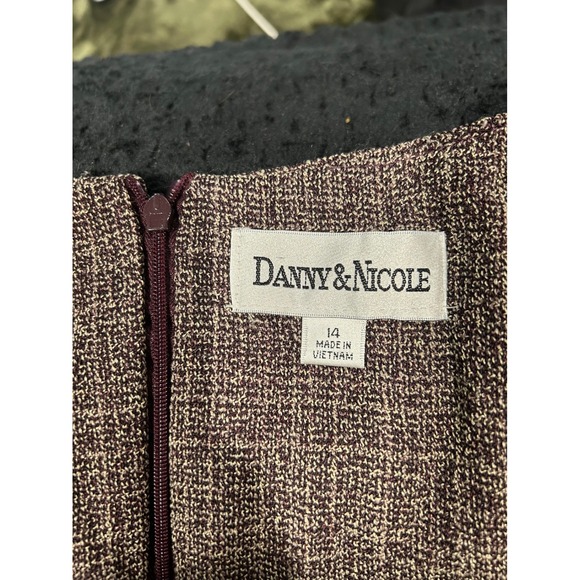 Danny & Nicole Womens Burgundy Textured Tweed Sheath Dress Size 14 Sleeveless - Picture 5 of 5